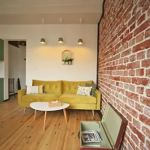 Apartment The Flyingtheatre 